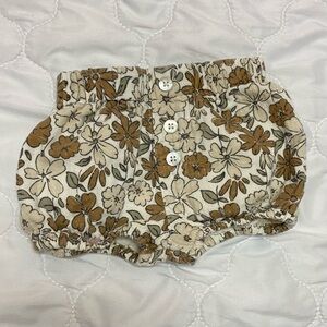 RYLEE + CRU DIAPER COVER SHORTS - 3-6 MONTHS